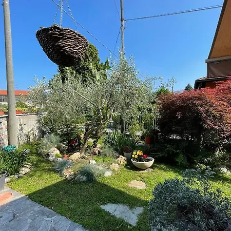 Casa Maria-appartamento In Apartment Ispra